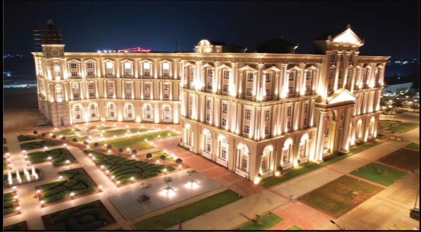 DAYANANDA SAGAR UNIVERSITY for best design education